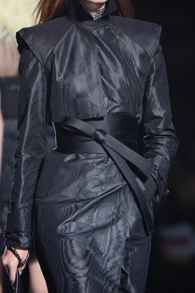 Look 35
